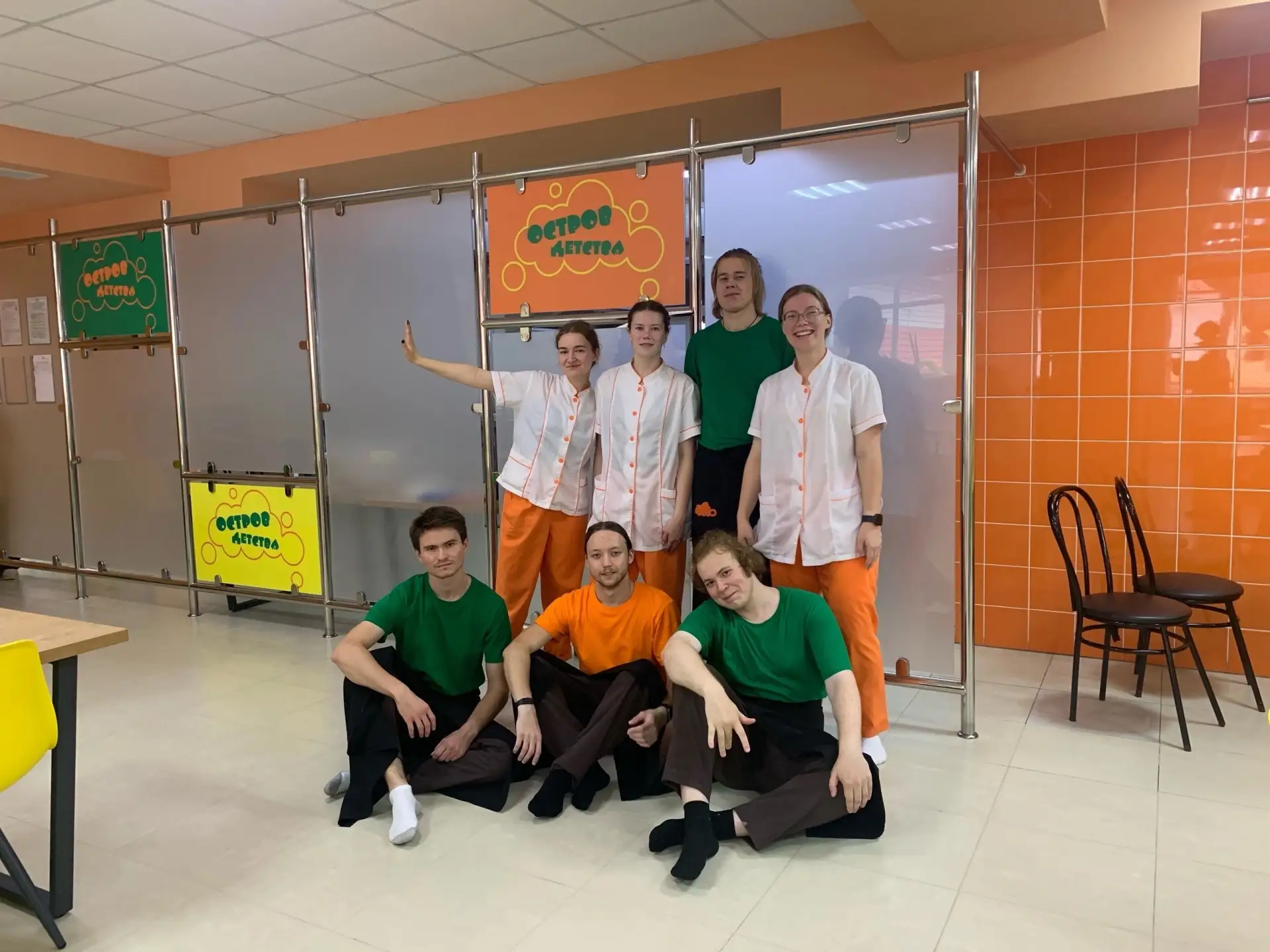 Передаем привет от Штаба студенческих отрядов ТюмГУ👋

В самом разгаре трудовой семестр — ребята под