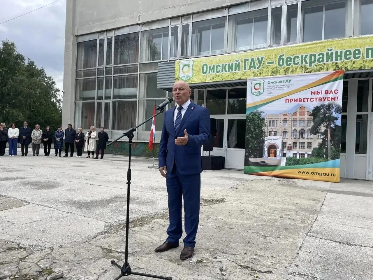В этот праздничный день руководство Министерства сельского хозяйства, пищевой и перераб...