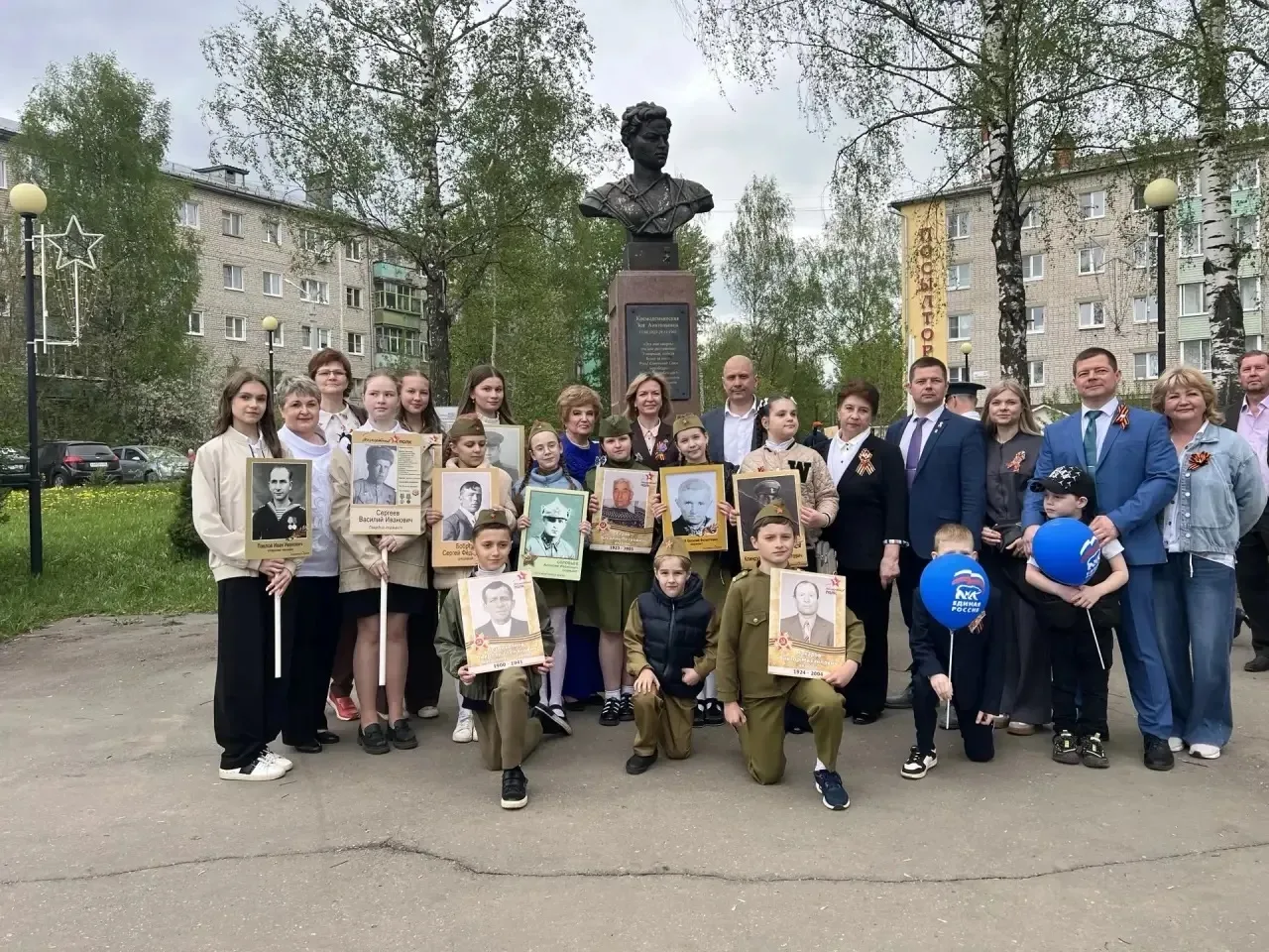 Сегодня 8 мая состоялось традиционное мероприятие в сквере Зои Космодемьянской. Фронтов...