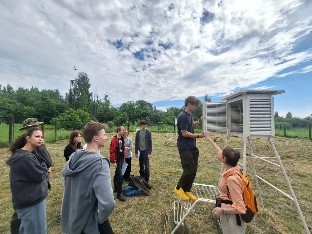 🏕ЛЕТНЯЯ ПРАКТИКА У 10Г
Часть 1. Глазомерная съёмка

Неделя летней практики у 10 Г началась с глазом