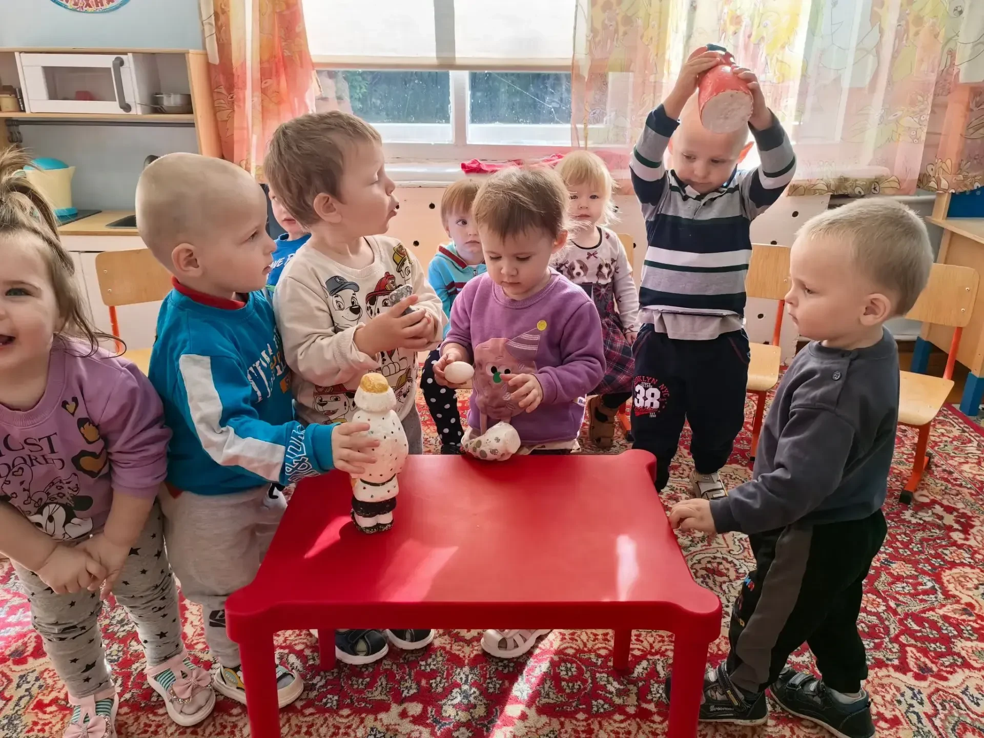 Сказка как спасательный круг в группе.