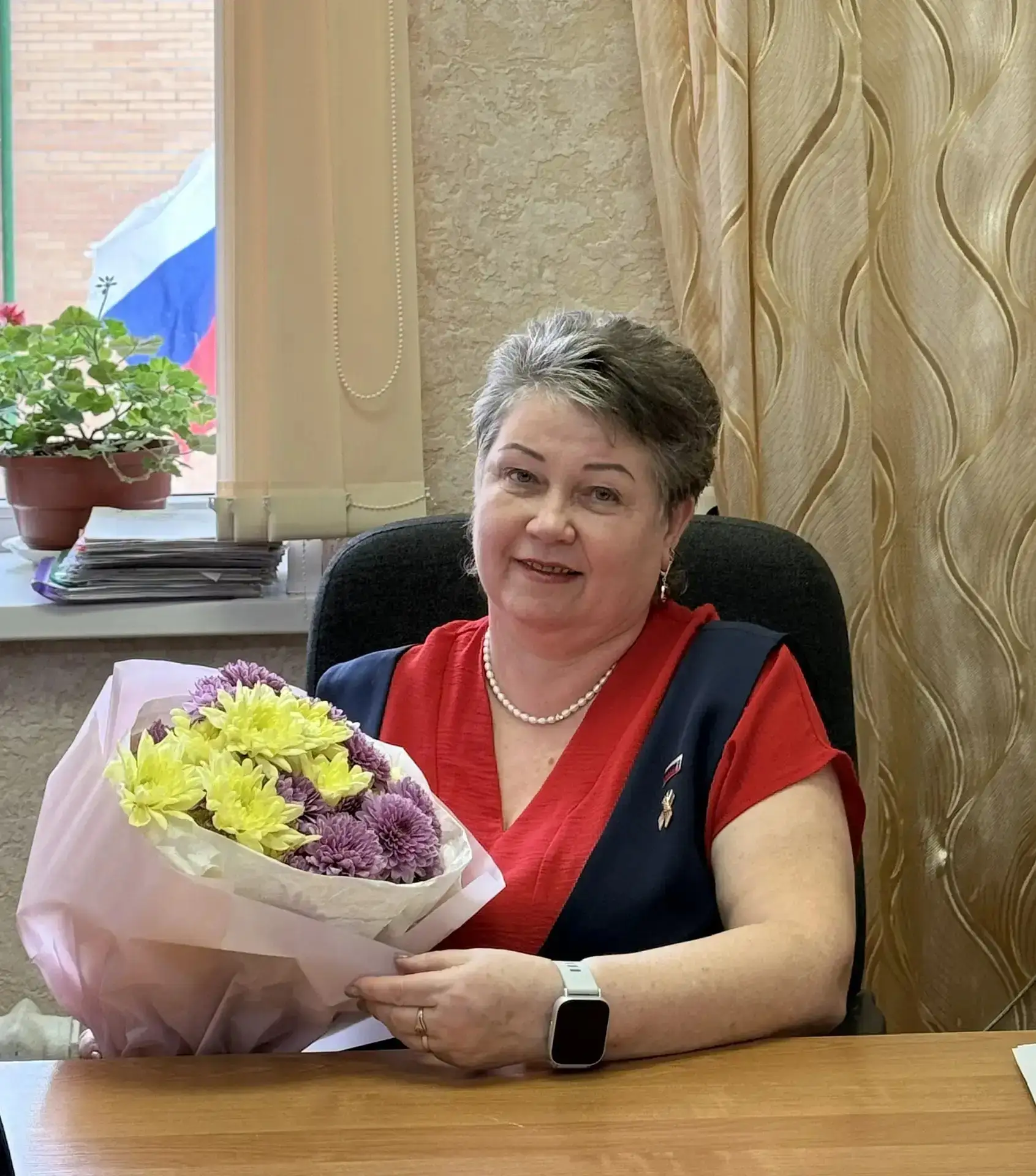 В этот весенний день свой юбилей празднует директор нашей школы Чибрина Светлана Дмитри...