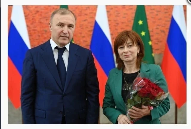 Поздравляем учителей с заслуженными наградами🎖!

🏆 Учитель математики МБОУ СОШ №12 им. И.Х. Тхагуш