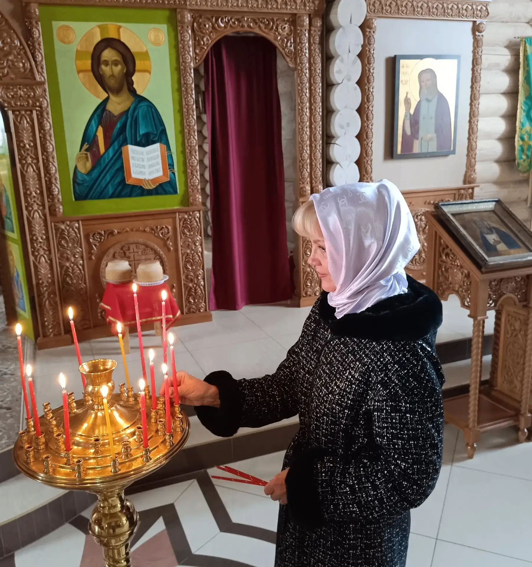 ☦ От всего сердца поздравляю всех со Светлым Христовым Воскресением! Этот день всегда о...