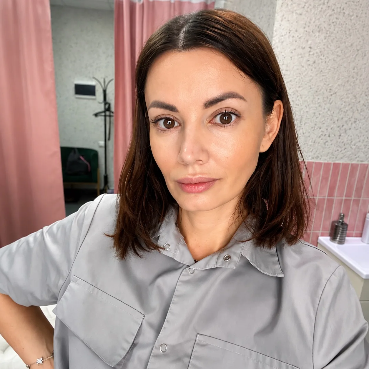 ПОСТ ЗНАКОМСТВО!
Меня зовут Марина Сычёва, со мной ты влезешь в то самое платье 👗!!!

я специалист 
