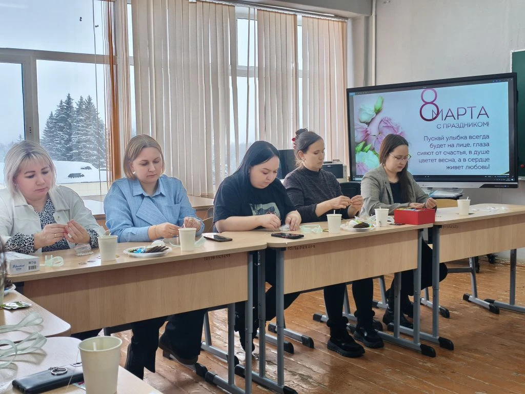 Мастер-класс "Весеннее творчество: создаём красоту своими руками"   🗓️Сегодня в нашей школе, в предд