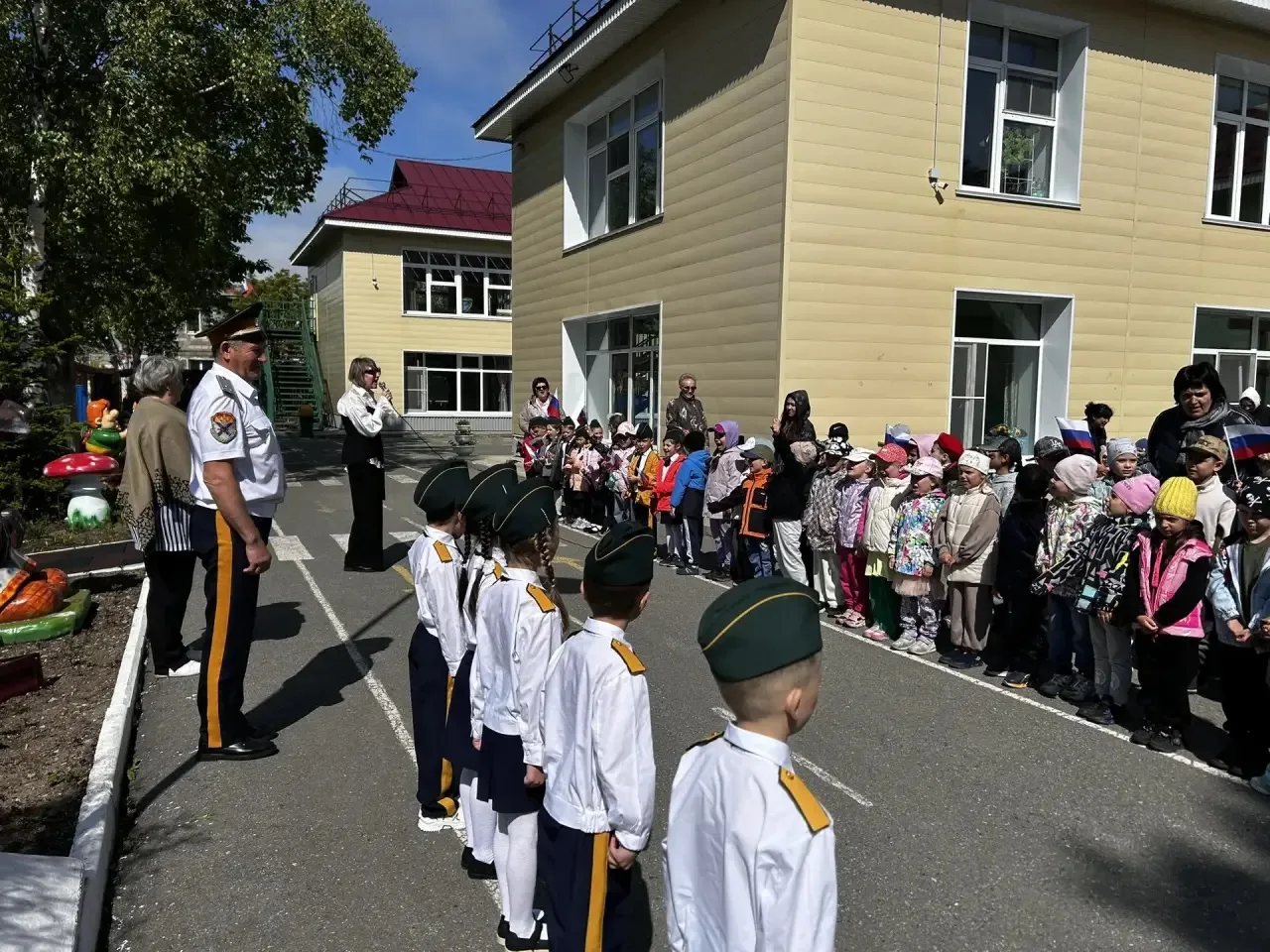 С Днем России! Гордость за Родину начинается с детства.
Сегодня в МАДОУ № 22 «Ивушка» было особенно 