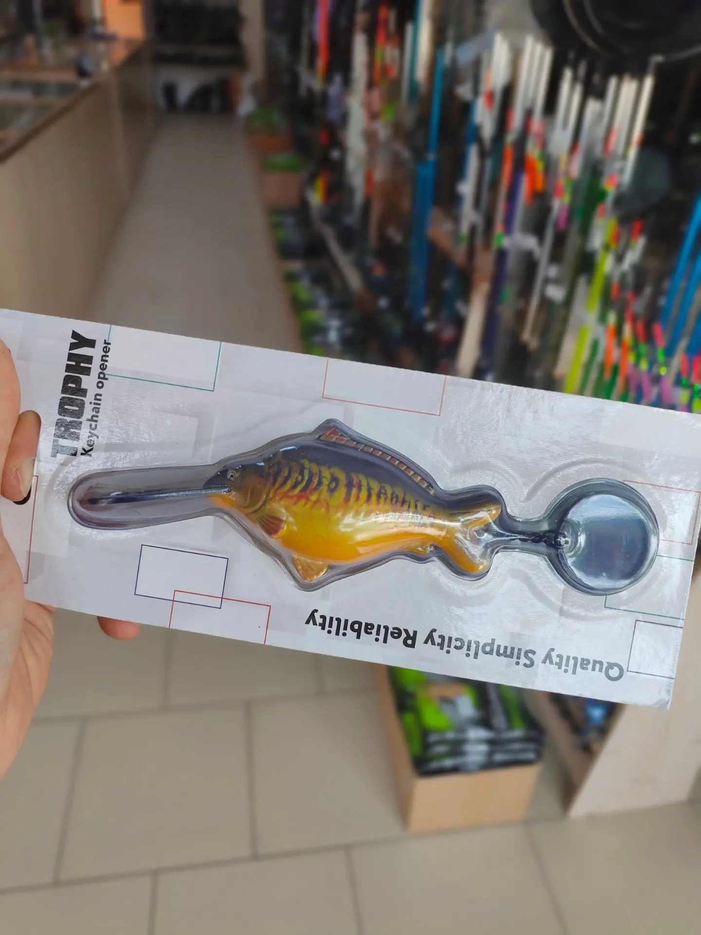 Здравствуйте!
Получили вот такие оригинальные сувениры - открывашки для фанатов карповой ловли и не 