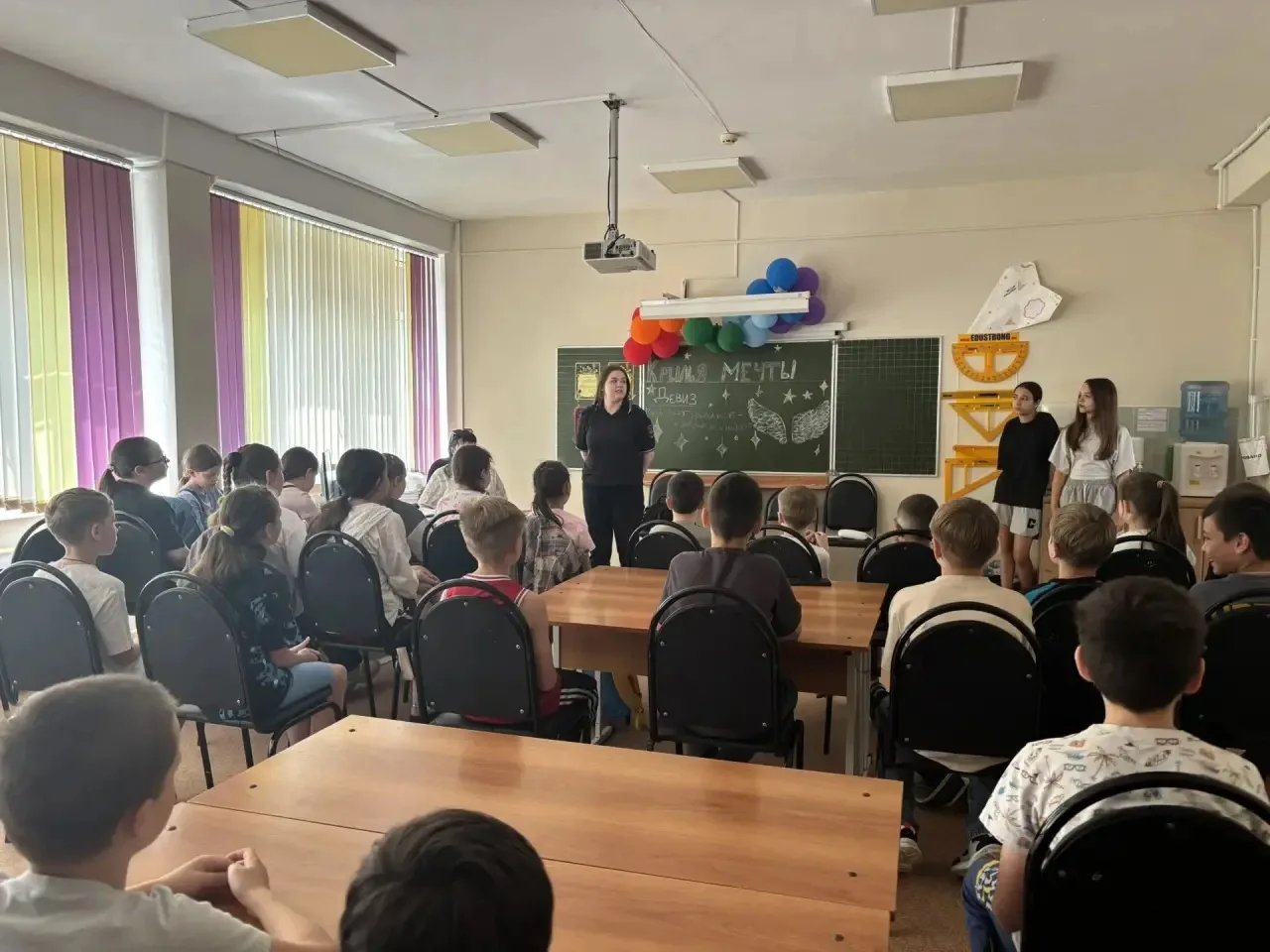 👋 У нас в гостях младший лейтенант полиции Горшкова Юлия Витальевна из ИПДН ОП 3 УМВД России по г. 
