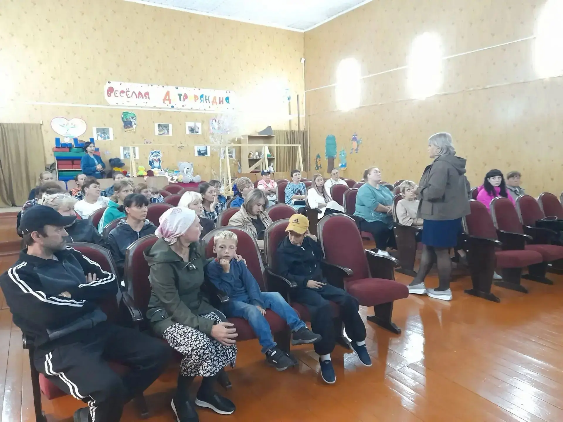 📢 31 августа в сельском Доме культуры прошло всеобщее родительское собрание МКОУ Новоб...