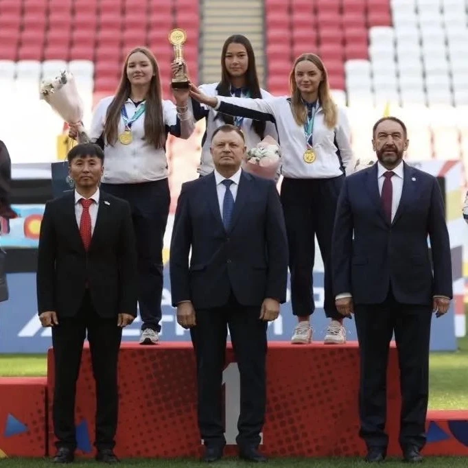 🏹🥇 Золотой залп наших лучниц в Казани!