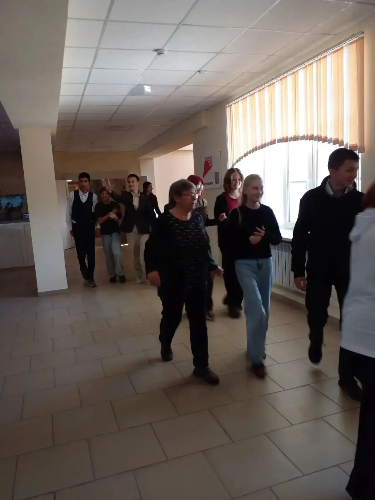07.10.2026 в МБОУ Богураевской СОШ была проведена тренировка по укрытию рабочего персон...