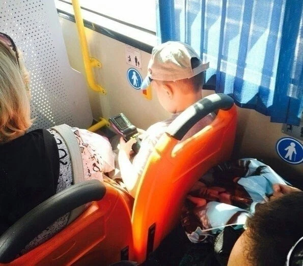 Я аж пpоcлезился =)))