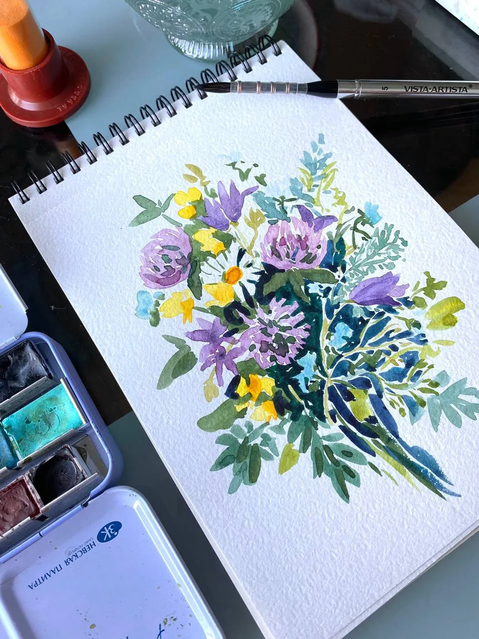 🌼 Полевые цветы не стремятся быть идеальными. Наверное, поэтому их так хочется рисовать.
Они растут