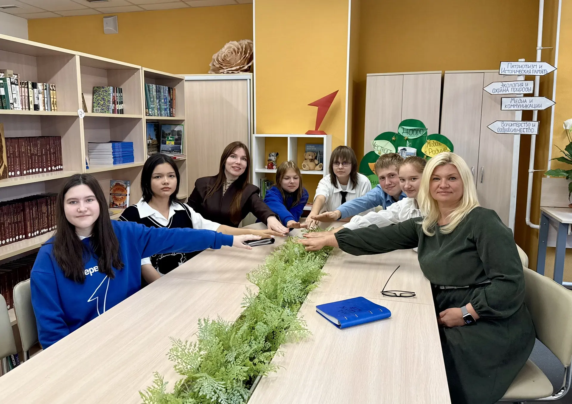 🇷🇺 30 сентября — День воссоединения Донецкой и Луганской Народных Республик, Запорожс...