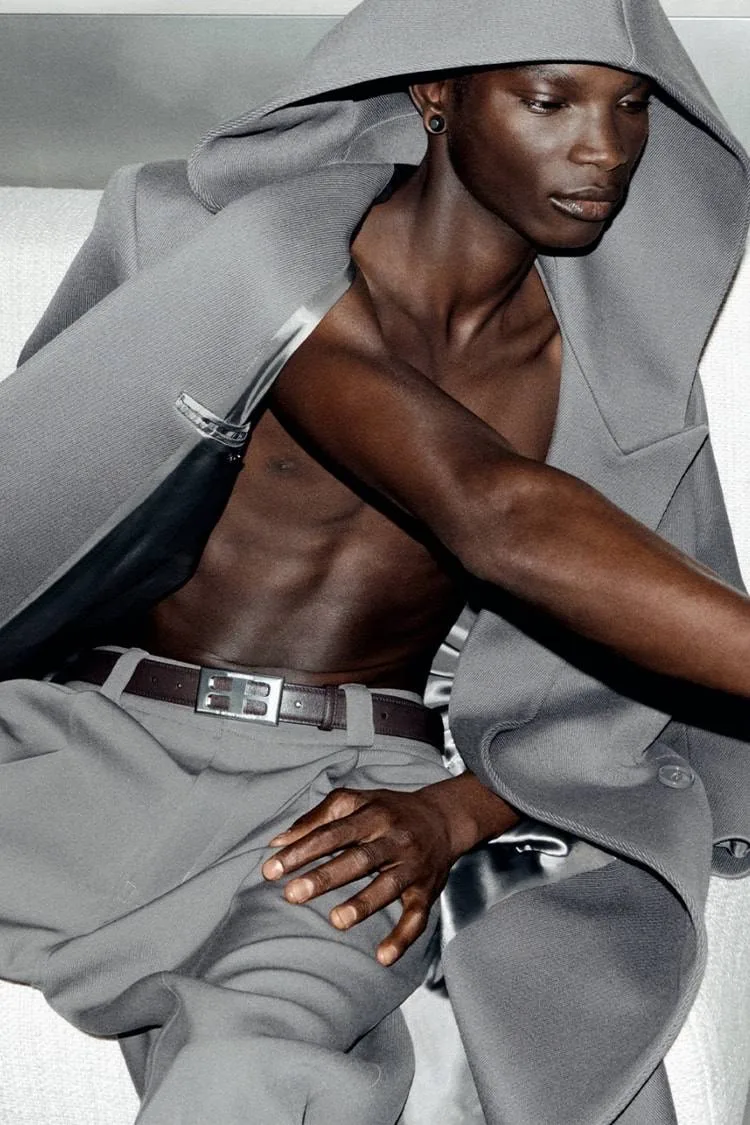 BALENCIAGA