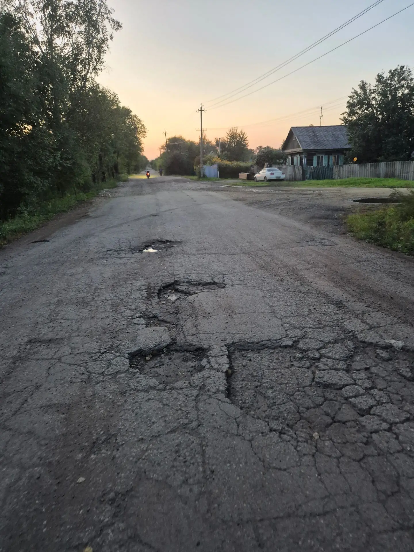 ⚡⚡По иску прокурора суд обязал отремонтировать автомобильную дорогу в с. Даниловка ЕАО