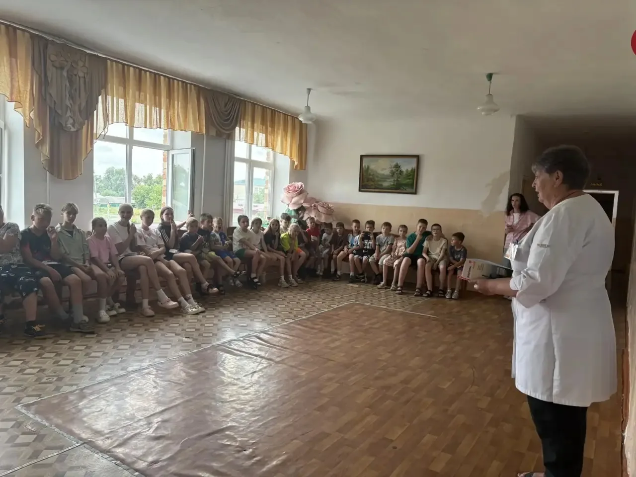 🎉 «Санитарный щит»: заботимся о здоровье вместе! 🎉

В нашем лагере 15 июля прошла просветительская