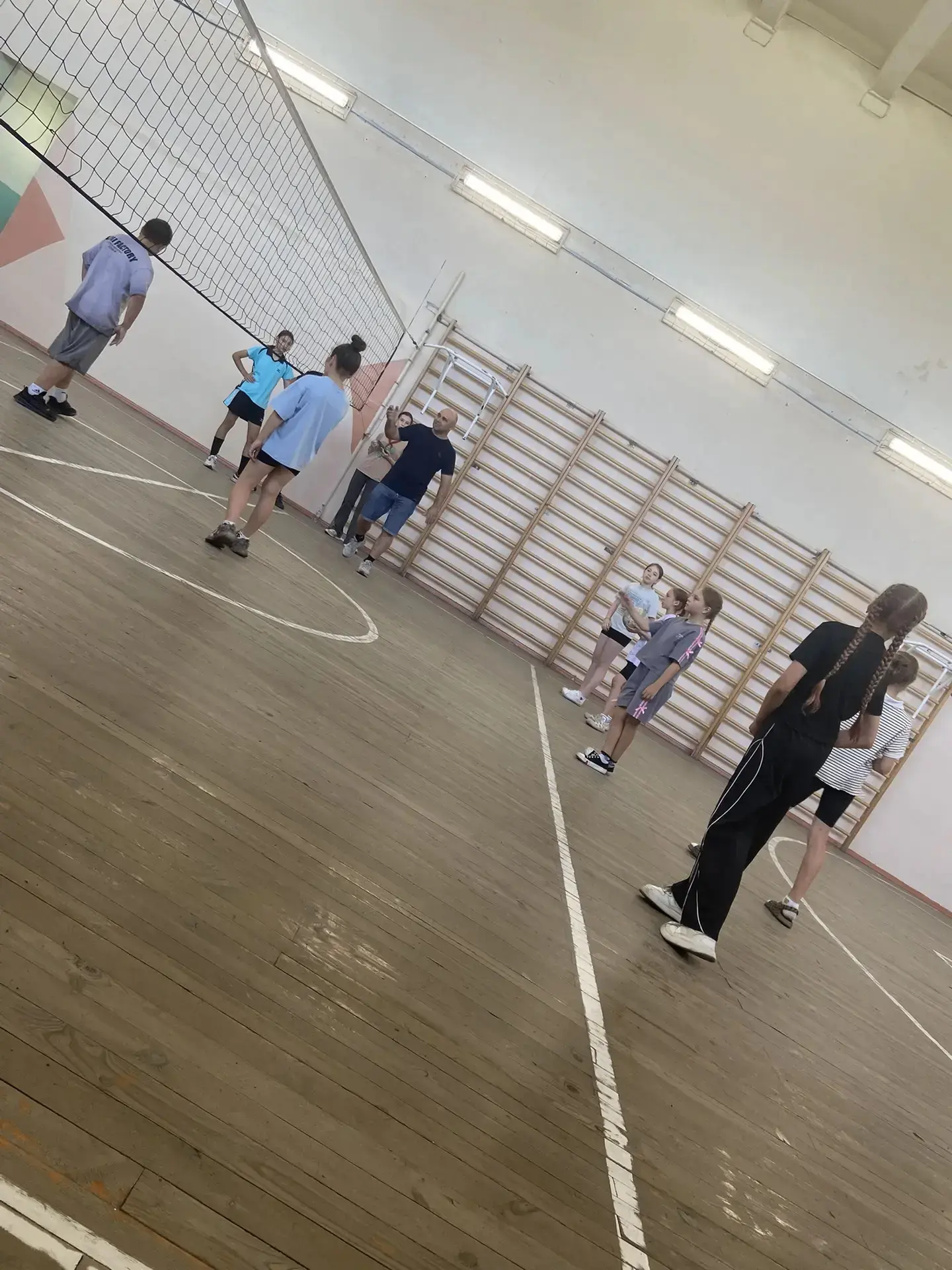 🏐 В нашем лагере 24 июня прошёл День спорта! Ребята со 2 по 4 классы приняли участие в...