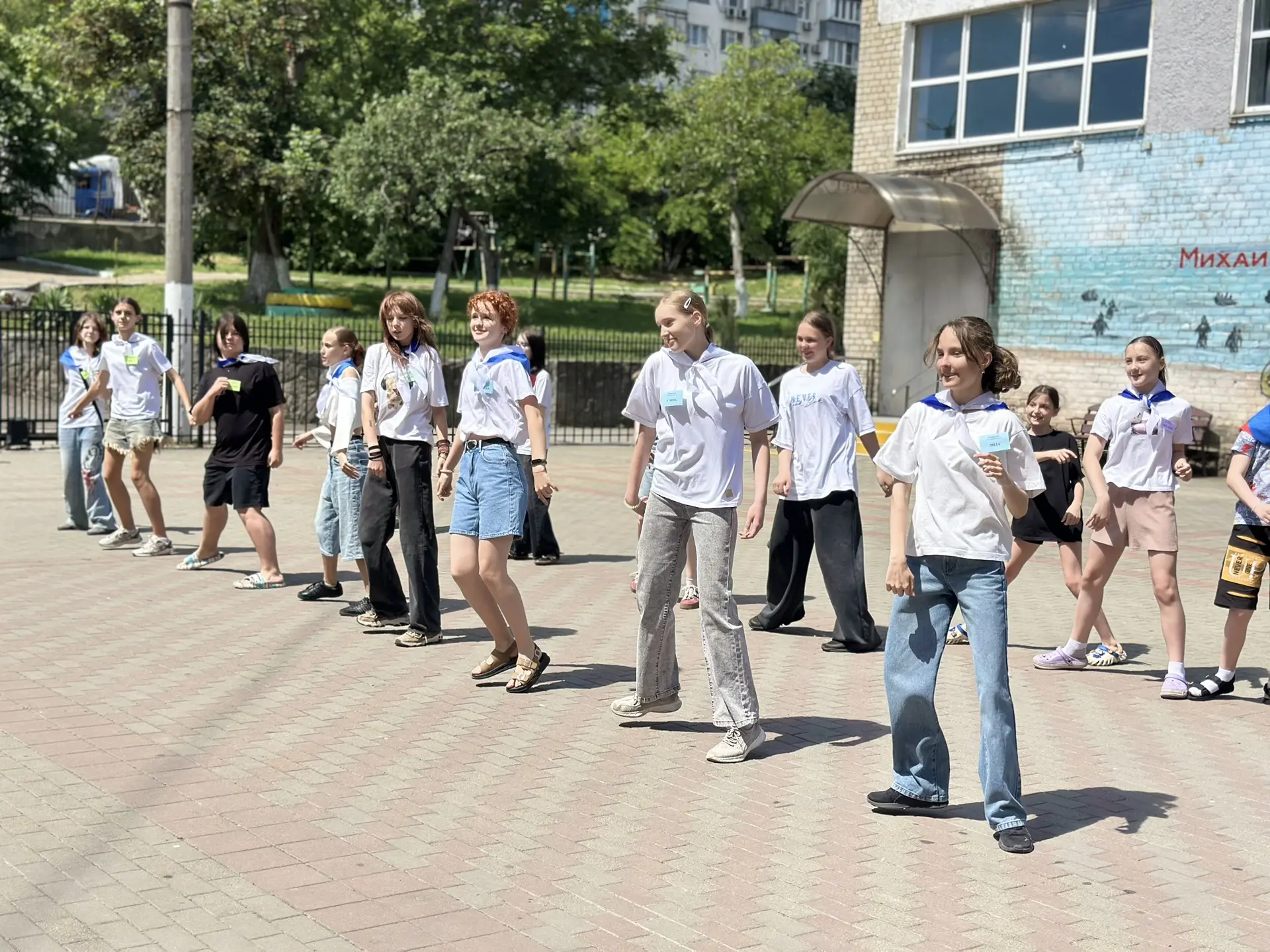 🔥 Но главной «изюминкой» открытия стал номер от наших вожатых!
Это было невероятно мощно, эмоционал