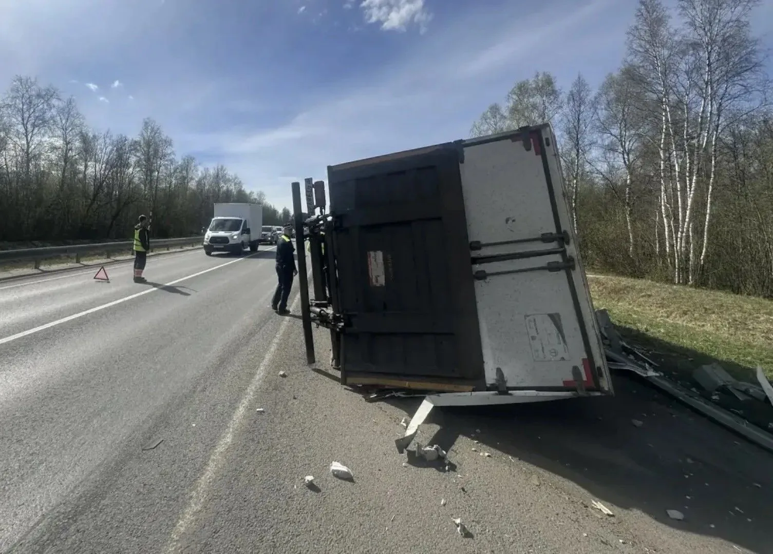 На северодвинской трассе в ДТП с участием пяти автомобилей пострадали два человека  Сегодня на 25-м 