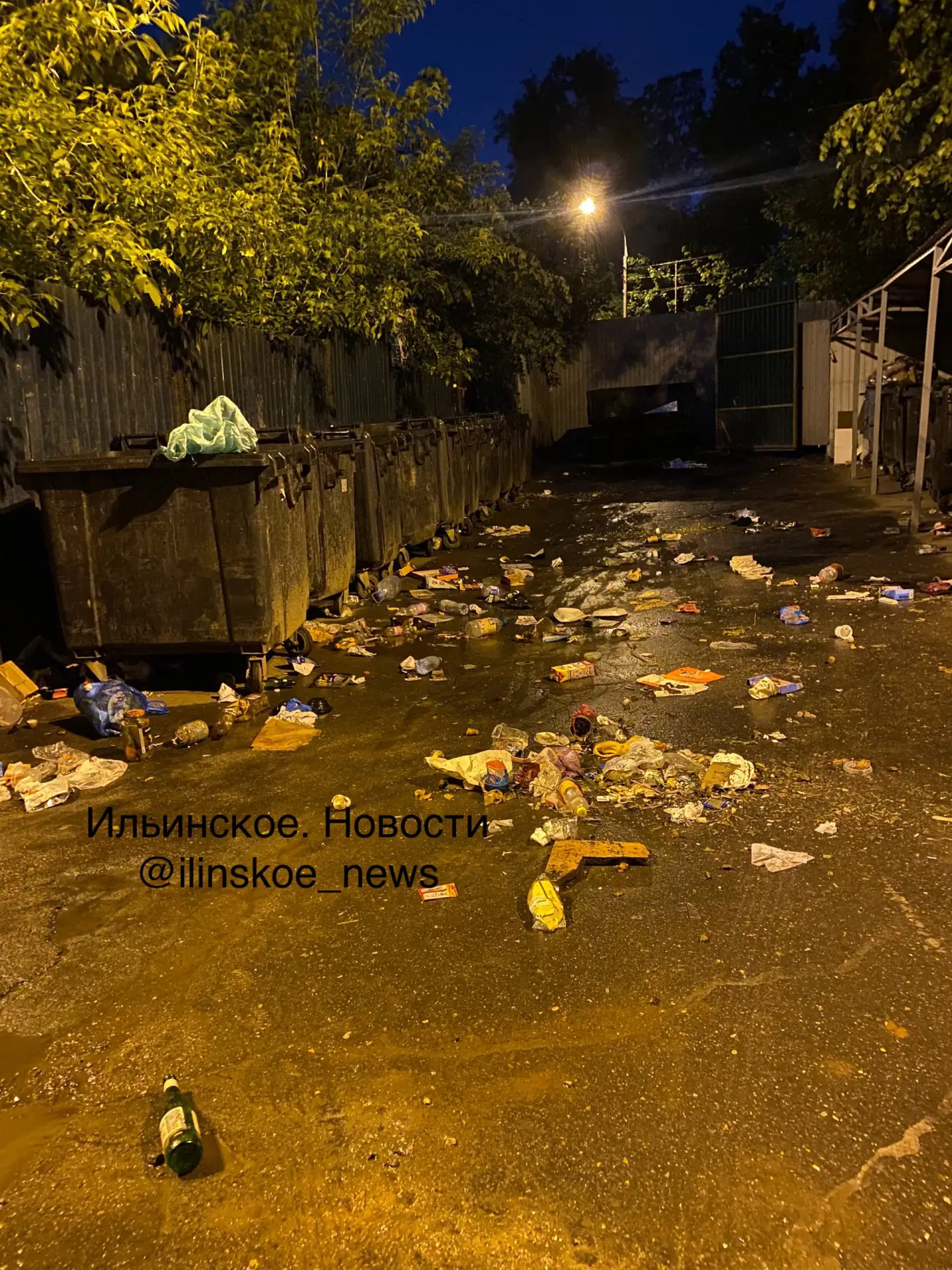 🗑 «Почему нет контроля за уборкой контейнерной площадки в Мечниково?» — вопрос от подписчика  На фот