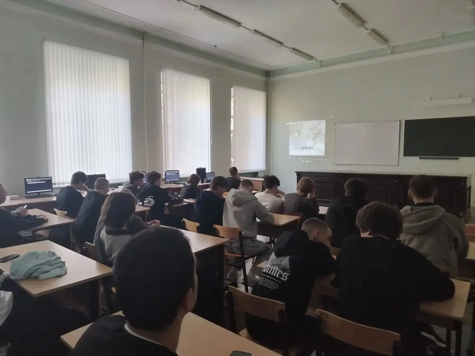 2 сентября 2026 года в Калязинском колледже имени Н. М. Полежаева прошли памятные мероп...