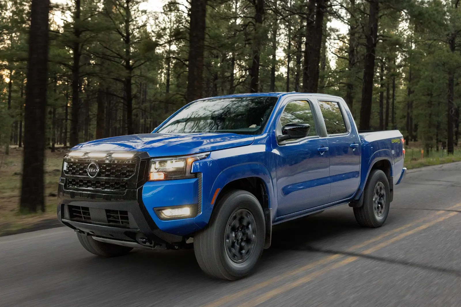 Nissan освежил пикап Frontier и вывел на рынок новую версию Sport Edition

Живые продажи грузовика 2