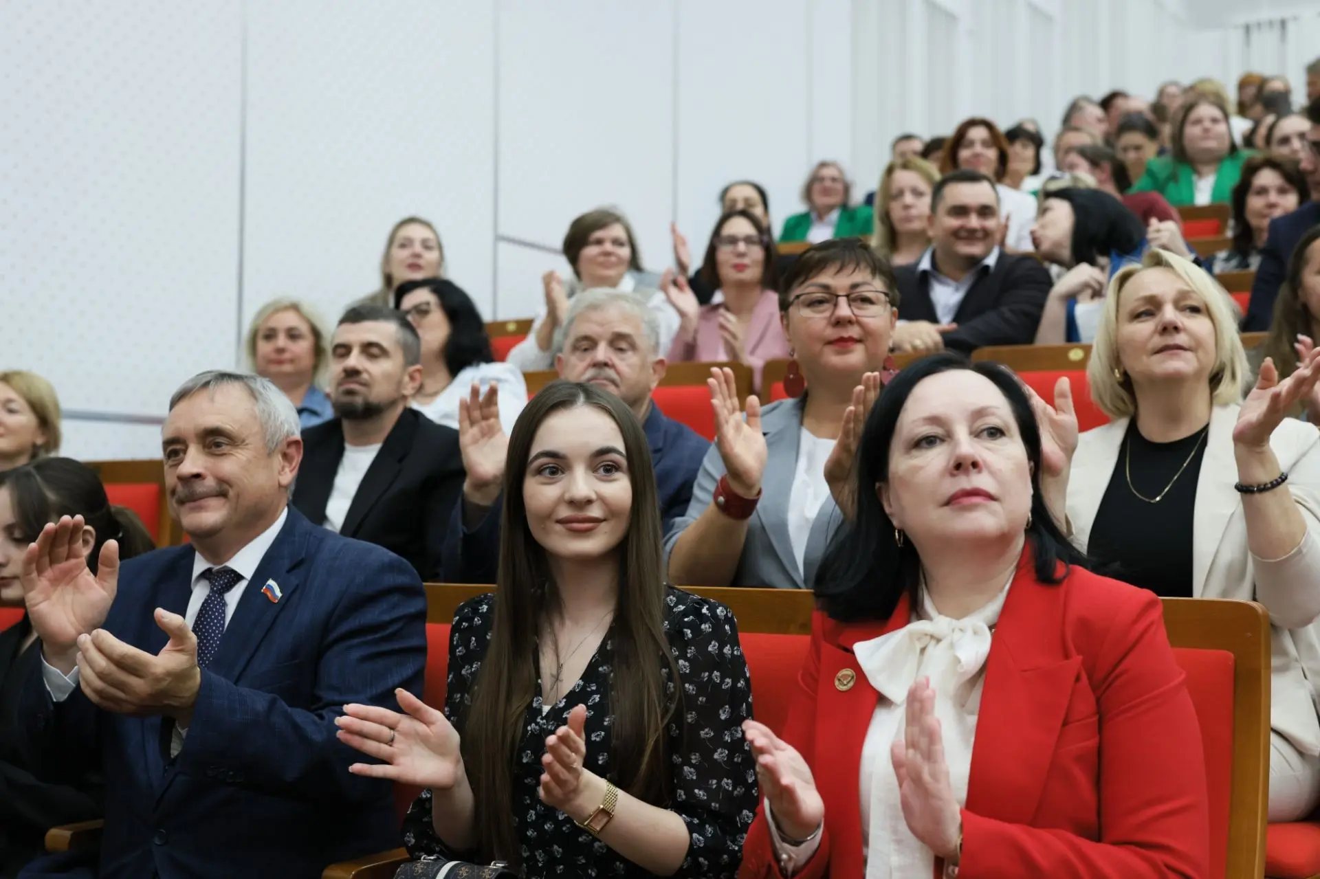Объявлены 20 лауреатов конкурса «Учитель года России»