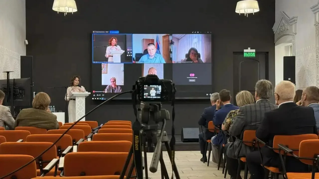 Финансовая дисциплина, творческие приоритеты и поддержка СВО – главные темы совещания в...