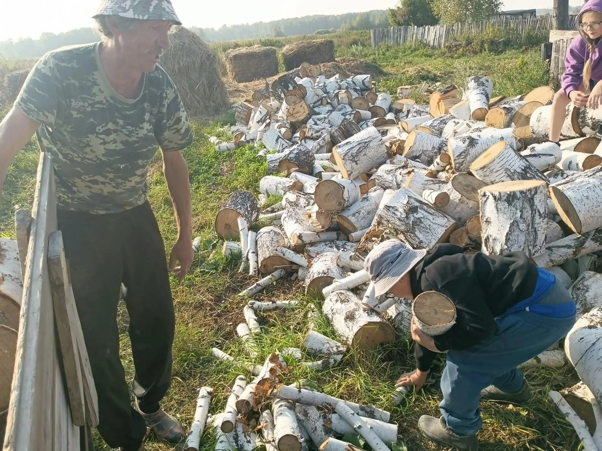 В Абакумовском клубе прошла акция «Тёплый дом». Она направлена на то, чтобы привлечь вн...