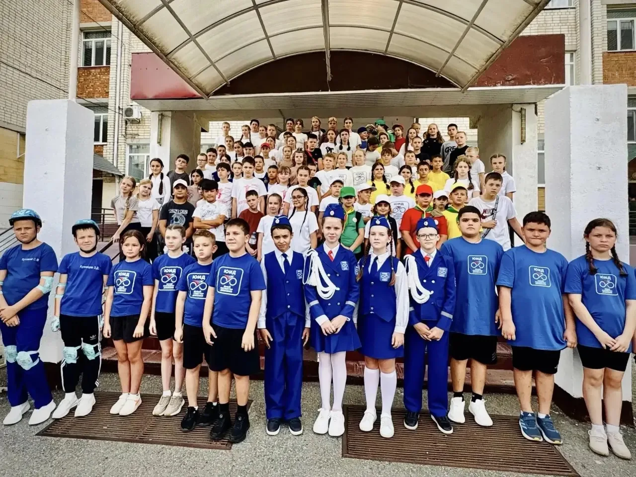 🌟В Ставрополе 3-4 сентября проходит краевой конкурс юных инспекторов движения «Законы ...