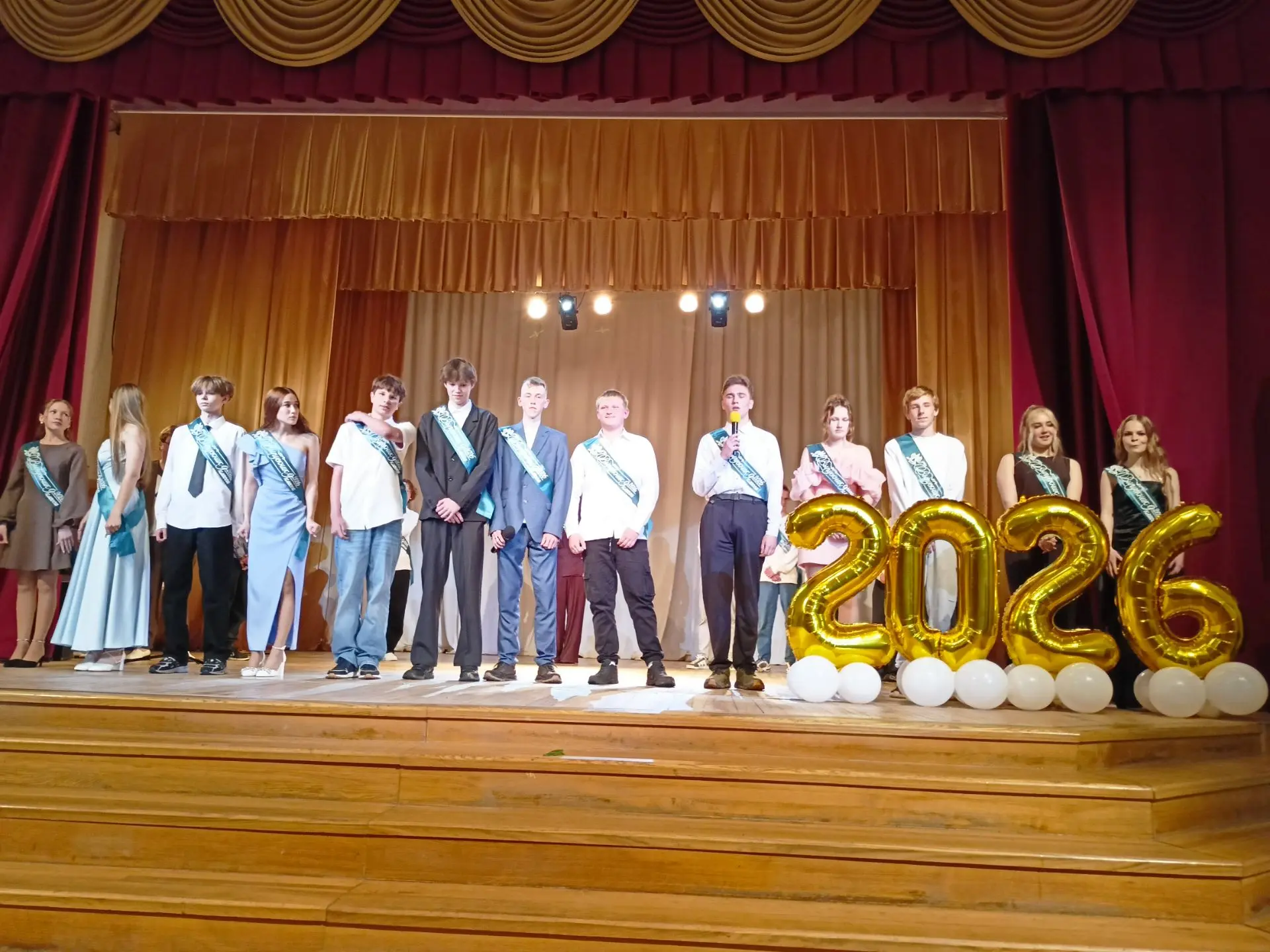 🎓✨Выпускной вечер🎓✨

2️⃣9️⃣июня. Тот самый день, который навсегда останется в памяти. 

🏫🎒Кажетс