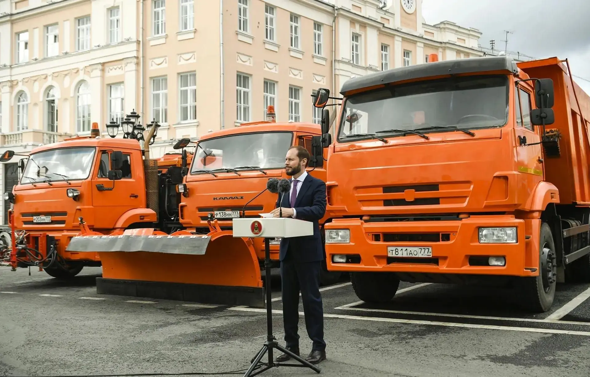 Автопарки коммунальных служб региона пополнились новой техникой!