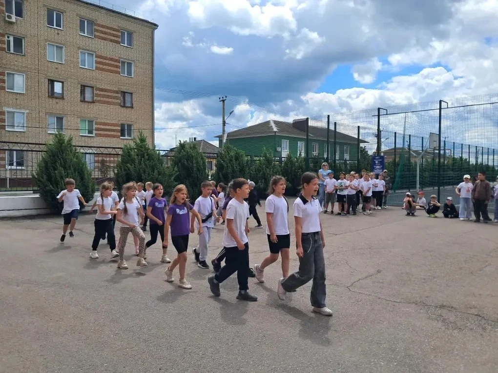 ☀️ПРИШКОЛЬНЫЙ ЛАГЕРЬ «ЕРАЛАШ»☀️

✨️ День Защитника Отечества прошёл сегодня в нашем лагере. Территор
