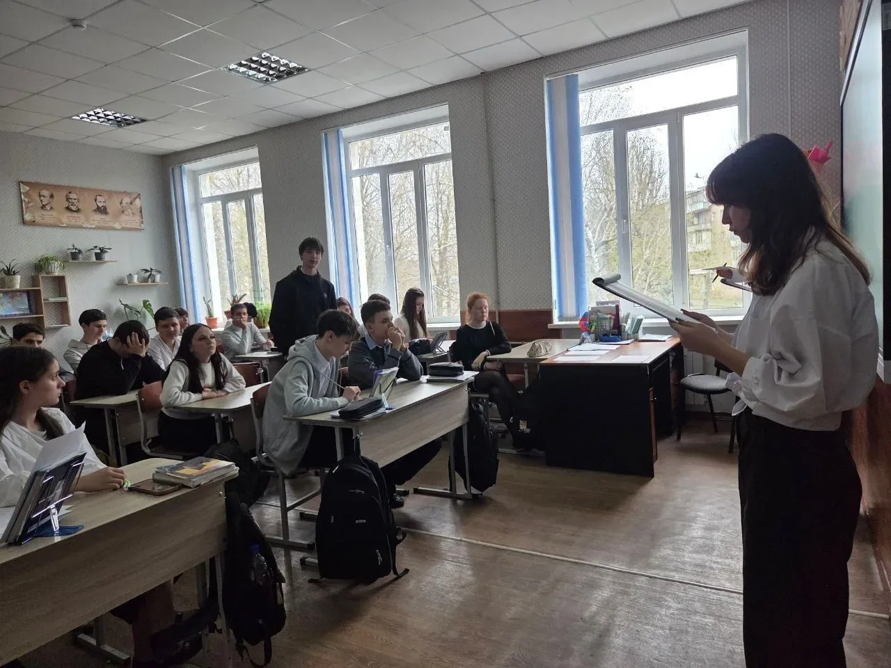✨"Кто с мечом к нам придёт, от меча и погибнет": восьмиклассники прошли по следам Александра Невског