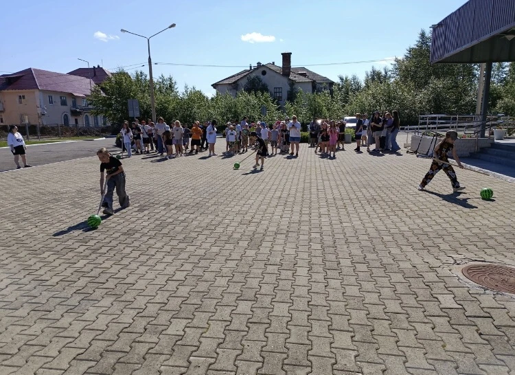 18 июня, Дом культуры распахнул свои двери для ребят из городского летнего оздоровительного лагеря. 