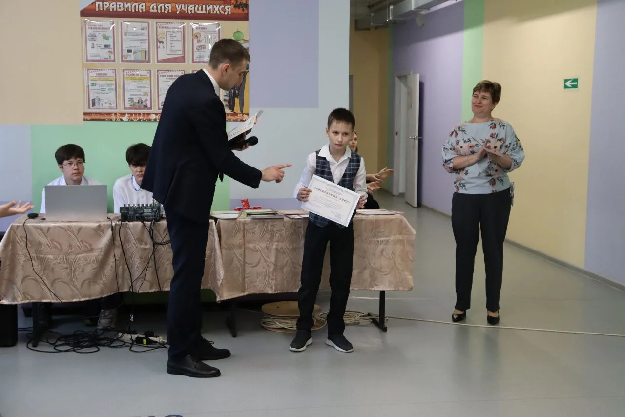 ✨Общешкольная линейка, посвященная, окончанию учебного года📚
