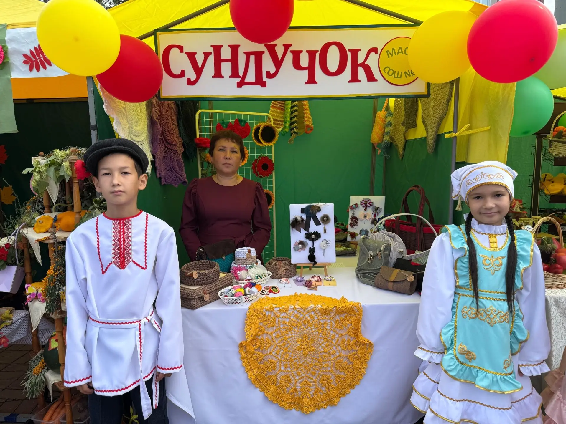 По традиции в день проведения августовской конференции педагогов района проходит школьн...