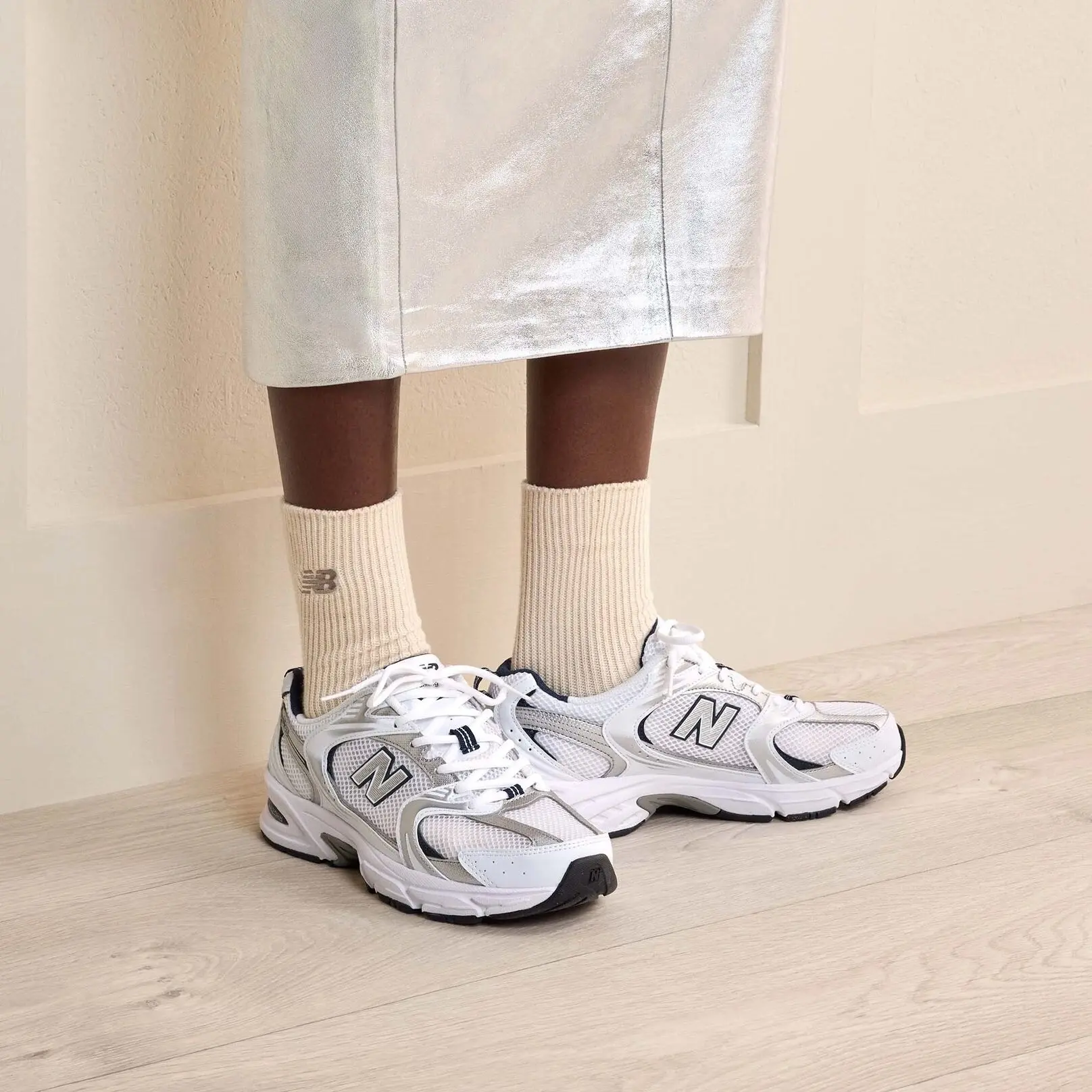 New Balance 530. Современное прочтение эстетики спортивной обуви 90-х и 2000-х. Выполне...