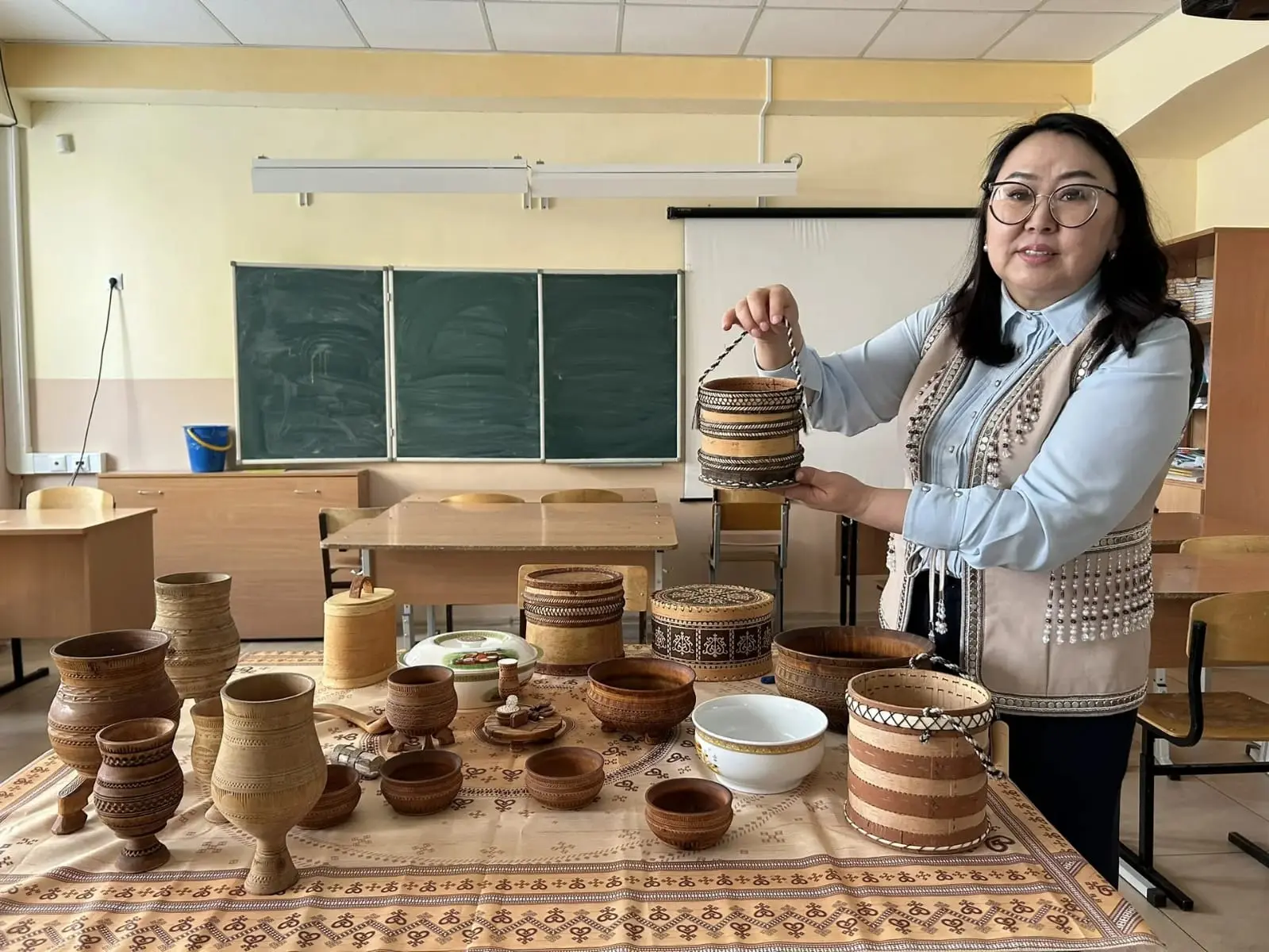 Дьокуускай куоратын  17 № орто оскуолатыгар кулун тутар 14 күнүгэр  үгэс буолбут «Күөрчэх күрэҕэ» ди