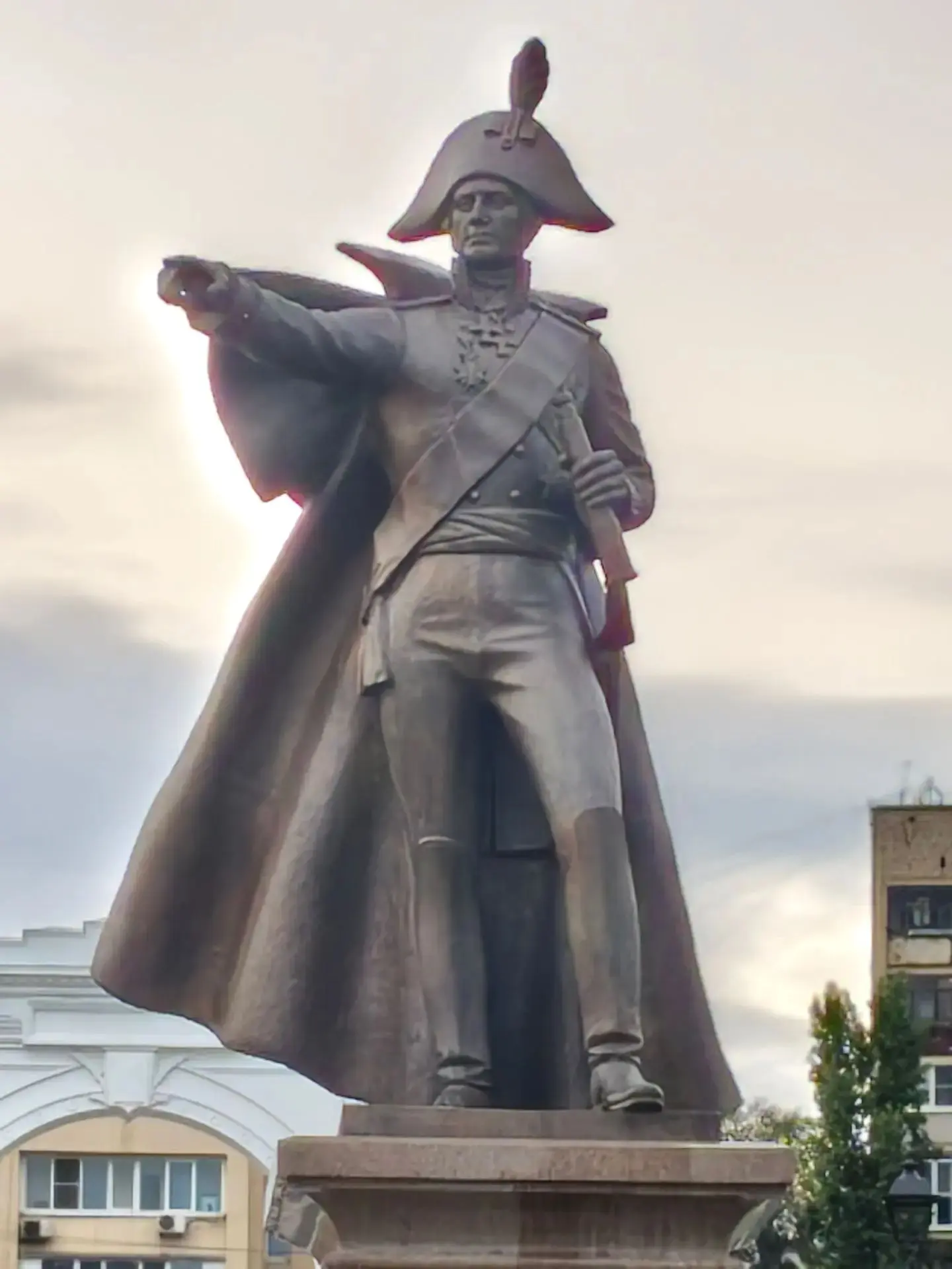 По Набережной домой