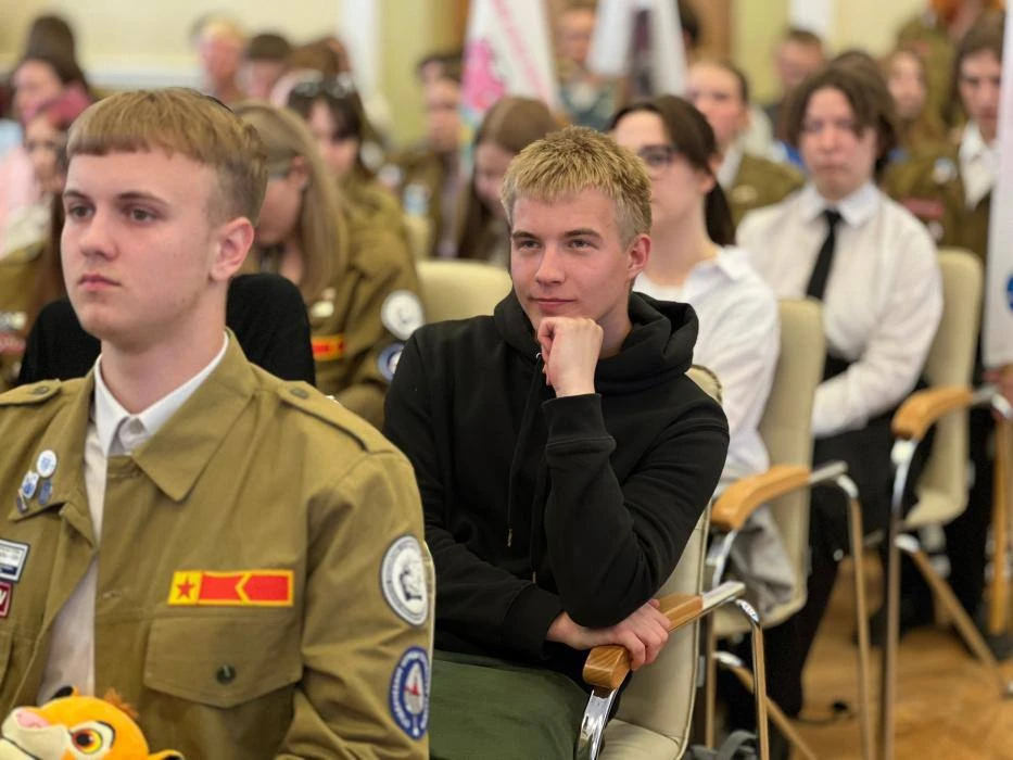 Лучший студотряд Псковской области получит Знамя губернатора