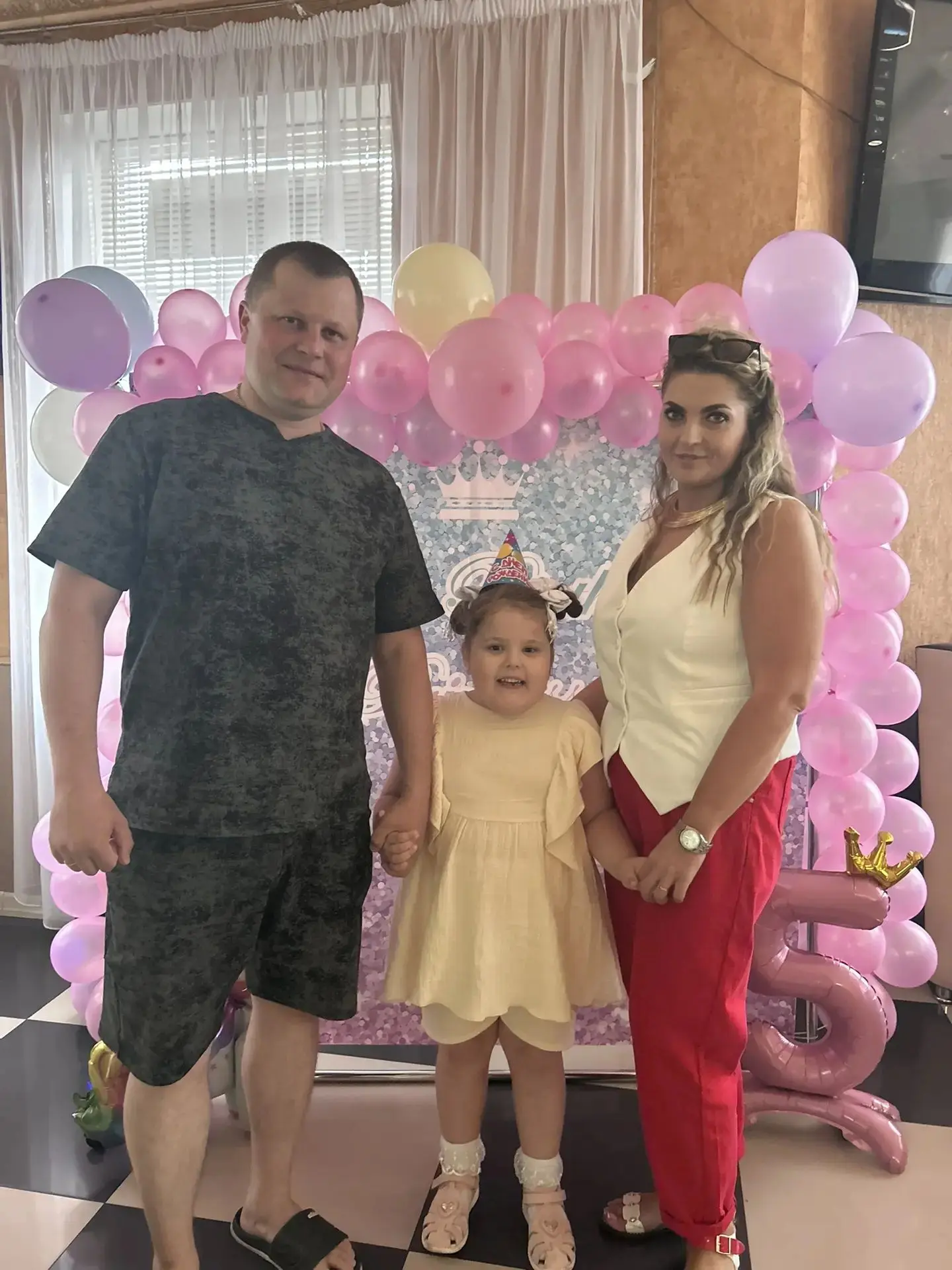 📸Фотовыставка 👨‍👩‍👧‍👧«Моя семья–часть большой России» посвящённая дню семьи, любви и верности🌳