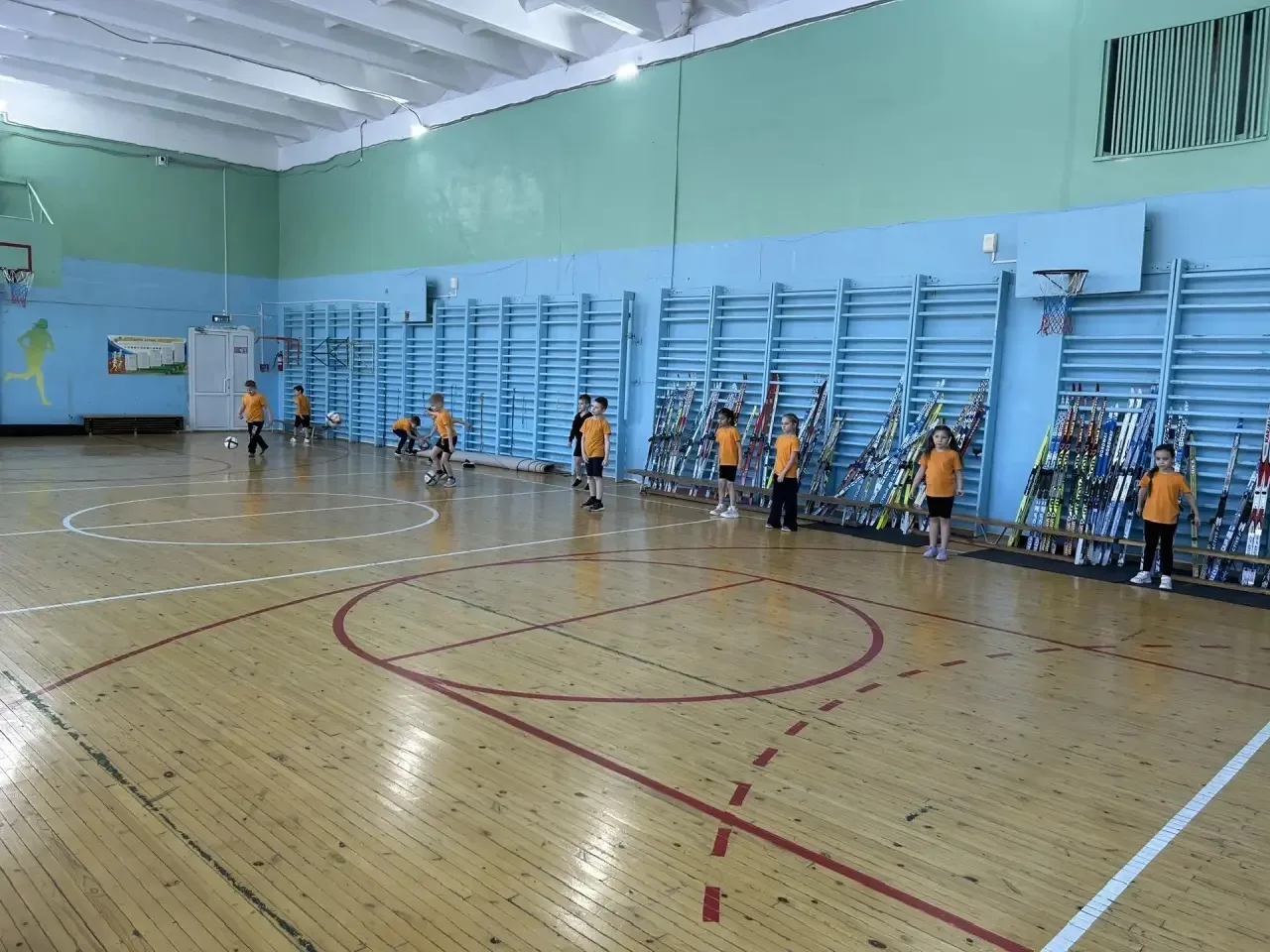 ⚽ Футбольная карусель в школе: как это было  В течение последнего месяца учебного года в рамках Всер