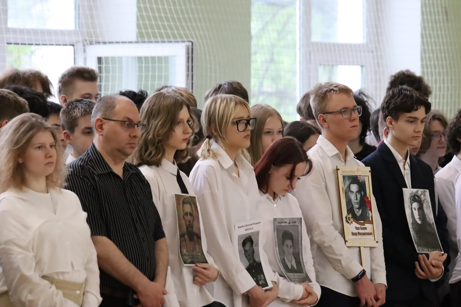 🇷🇺 Торжественные линейки ко Дню Победы  В преддверии великого праздника в нашей школе прошли торжест