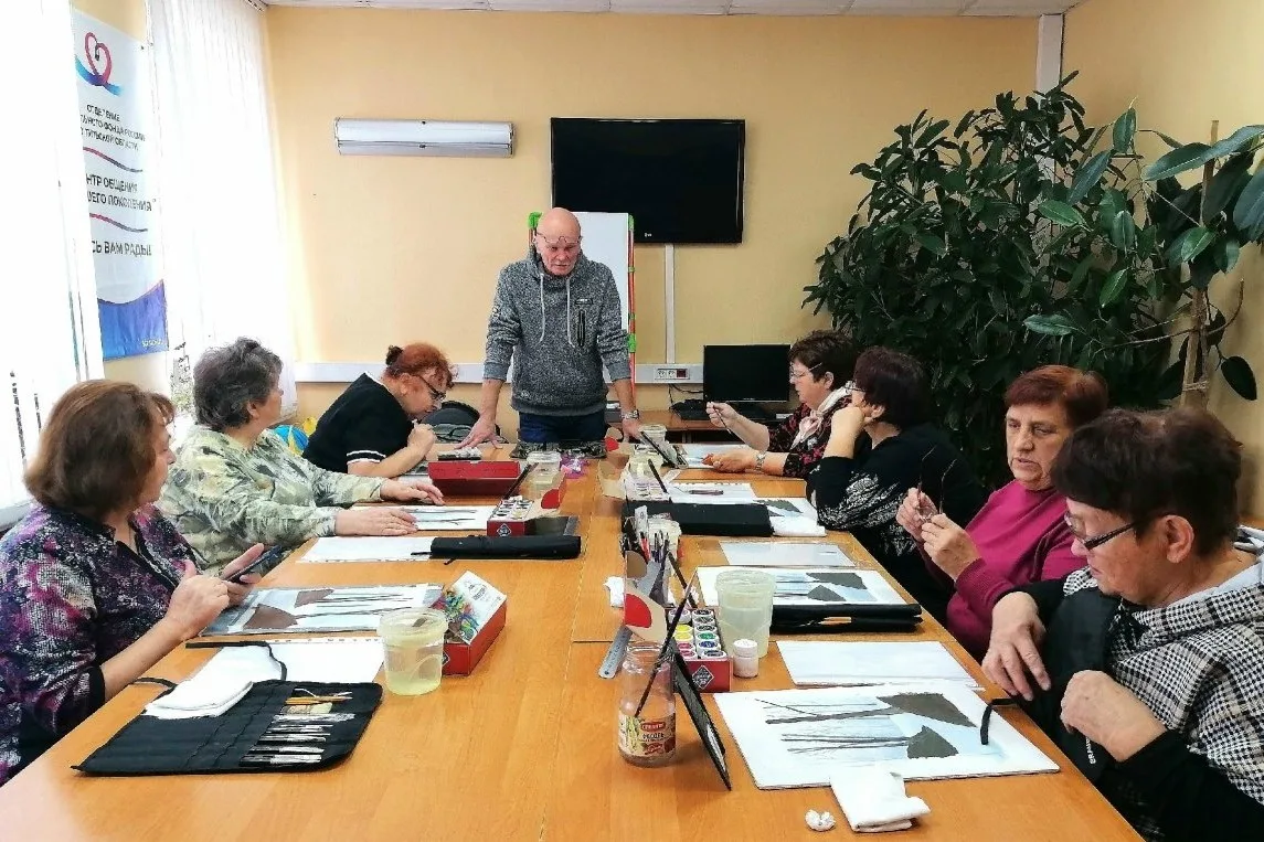 📸 В Куркино прошёл мастер-класс по рисованию для старшего поколения​