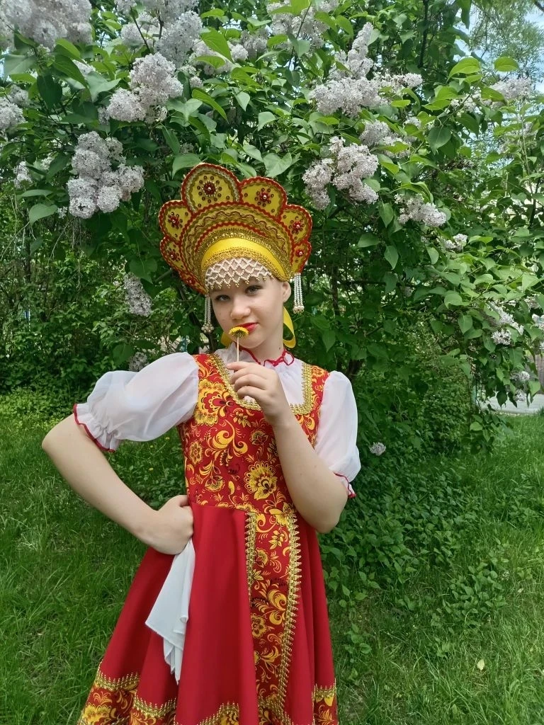 Учащаяся 6 "А" класса Кузьмина Лада приняла активное участие в мероприятиях ко Дню Победы.   7 мая Л