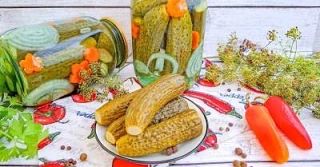 ОГУРЦЫ С ЛУКОМ И МОРКОВЬЮ В МАРИНАДЕ НА ЗИМУ