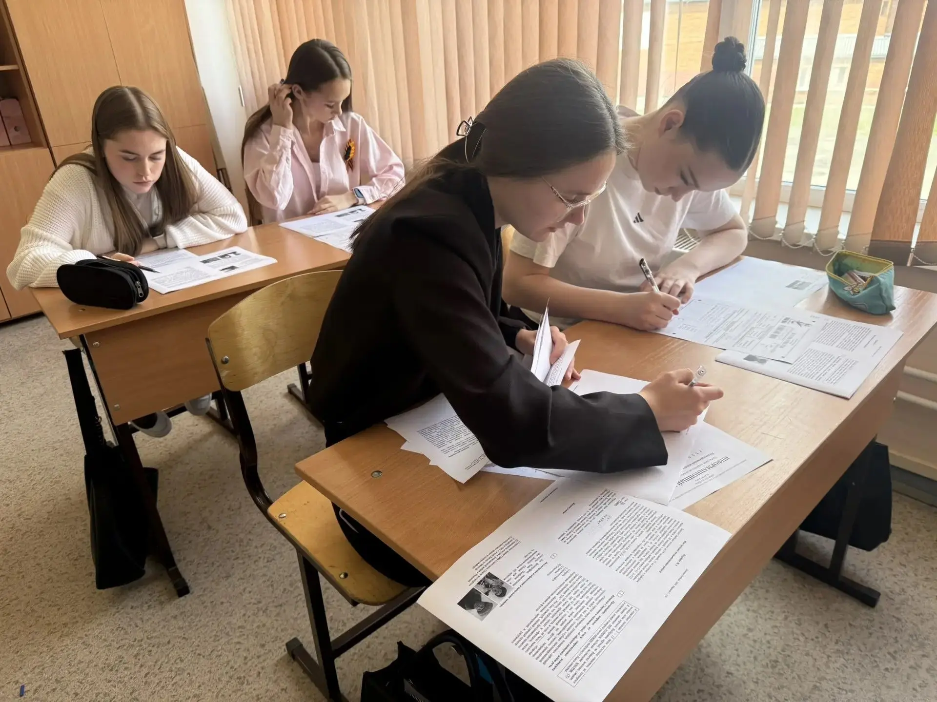 Учащиеся 9–11 классов Белоярской школы №1 присоединились к всероссийской патриотической...